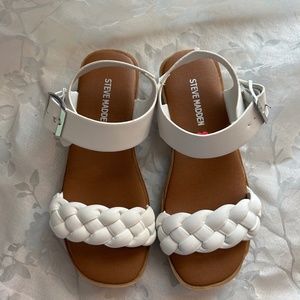 Steve Madden White Sandals- youth